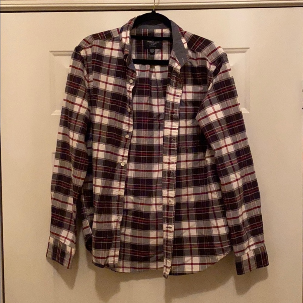 American Eagle Button Down